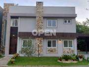 Casa / Sobrado em Condomínio para Venda em...