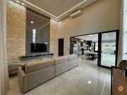 Casa / Sobrado em Condomínio para Venda em Caldas...