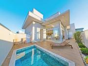 Casa / Sobrado em Condomínio para Venda em Caldas...