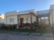 Casa / Sobrado em Condomínio para Venda em Camaçari/BA...