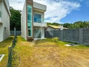 Casa / Sobrado em Condomínio para Venda em Camaçari/BA...