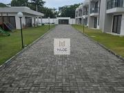 Casa / Sobrado em Condomínio para Venda em Camaçari/BA...