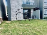 Casa / Sobrado em Condomínio para Venda em Camaçari/BA...