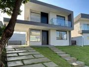 Casa / Sobrado em Condomínio para Venda em Camaçari/BA...