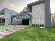 Casa / Sobrado em Condomínio para Venda em Camaçari/BA...