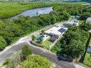 Casa / Sobrado em Condomínio para Venda em Camaçari/BA...