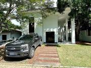 Casa / Sobrado em Condomínio para Venda em Camaçari/BA...