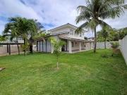 Casa / Sobrado em Condomínio para Venda em Camaçari/BA...