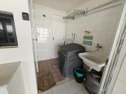 Casa / Sobrado em Condomínio para Venda em Camaçari/BA...