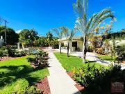 Casa / Sobrado em Condomínio para Venda em Camaçari/BA...