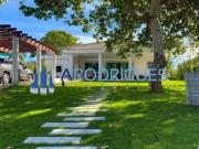 Casa / Sobrado em Condomínio para Venda em Camaçari/BA...