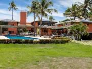 Casa / Sobrado em Condomínio para Venda em Camaçari/BA...