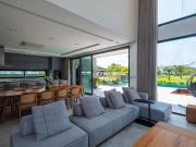 Casa / Sobrado em Condomínio para Venda em Camboriú/SC...