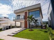 Casa / Sobrado em Condomínio para Venda em Camboriú/SC...