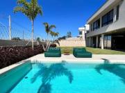 Casa / Sobrado em Condomínio para Venda em Campinas/SP...