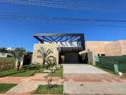 Casa / Sobrado em Condomínio para Venda em Campo...