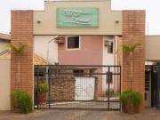 Casa / Sobrado em Condomínio para Venda em Campo...