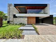 Casa / Sobrado em Condomínio para Venda em Campo...