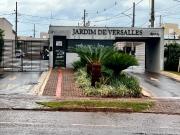 Casa / Sobrado em Condomínio para Venda em Campo...