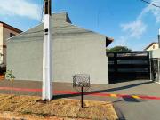 Casa / Sobrado em Condomínio para Venda em Campo...