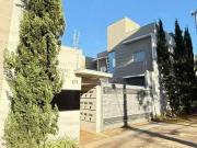 Casa / Sobrado em Condomínio para Venda em Campo...