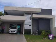 Casa / Sobrado em Condomínio para Venda em Campo...