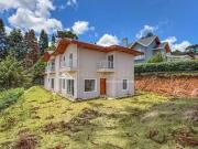 Casa / Sobrado em Condomínio para Venda em Campos do...