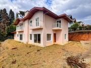 Casa / Sobrado em Condomínio para Venda em Campos do...