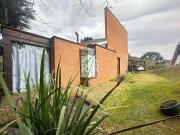 Casa / Sobrado em Condomínio para Venda em Campos do...