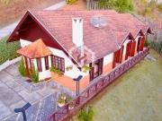 Casa / Sobrado em Condomínio para Venda em Campos do...