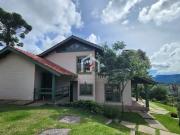 Casa / Sobrado em Condomínio para Venda em Campos do...