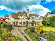 Casa / Sobrado em Condomínio para Venda em Campos do...