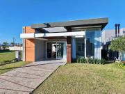 Casa / Sobrado em Condomínio para Venda em Capão da...