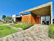 Casa / Sobrado em Condomínio para Venda em Capão da...