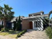 Casa / Sobrado em Condomínio para Venda em Capão da...