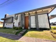 Casa / Sobrado em Condomínio para Venda em Capão da...