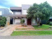 Casa / Sobrado em Condomínio para Venda em Capão da...