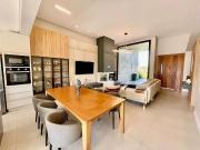 Casa / Sobrado em Condomínio para Venda em Capão da...