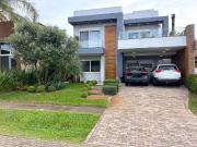 Casa / Sobrado em Condomínio para Venda em Capão da...