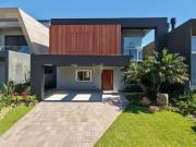 Casa / Sobrado em Condomínio para Venda em Capão da...