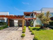 Casa / Sobrado em Condomínio para Venda em Capão da...