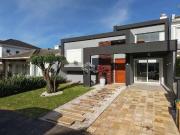 Casa / Sobrado em Condomínio para Venda em Capão da...