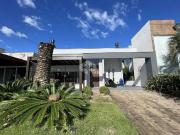 Casa / Sobrado em Condomínio para Venda em Capão da...