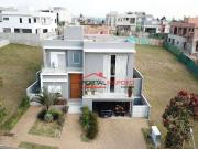 Casa / Sobrado em Condomínio para Venda em...