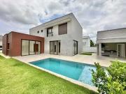 Casa / Sobrado em Condomínio para Venda em...