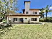 Casa / Sobrado em Condomínio para Venda em...