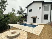 Casa / Sobrado em Condomínio para Venda em...