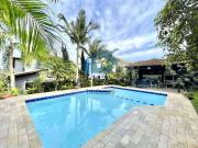 Casa / Sobrado em Condomínio para Venda em...