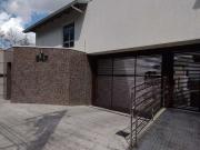 Casa / Sobrado em Condomínio para Venda em Contagem/MG...