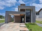 Casa / Sobrado em Condomínio para Venda em Cotia/SP Água...